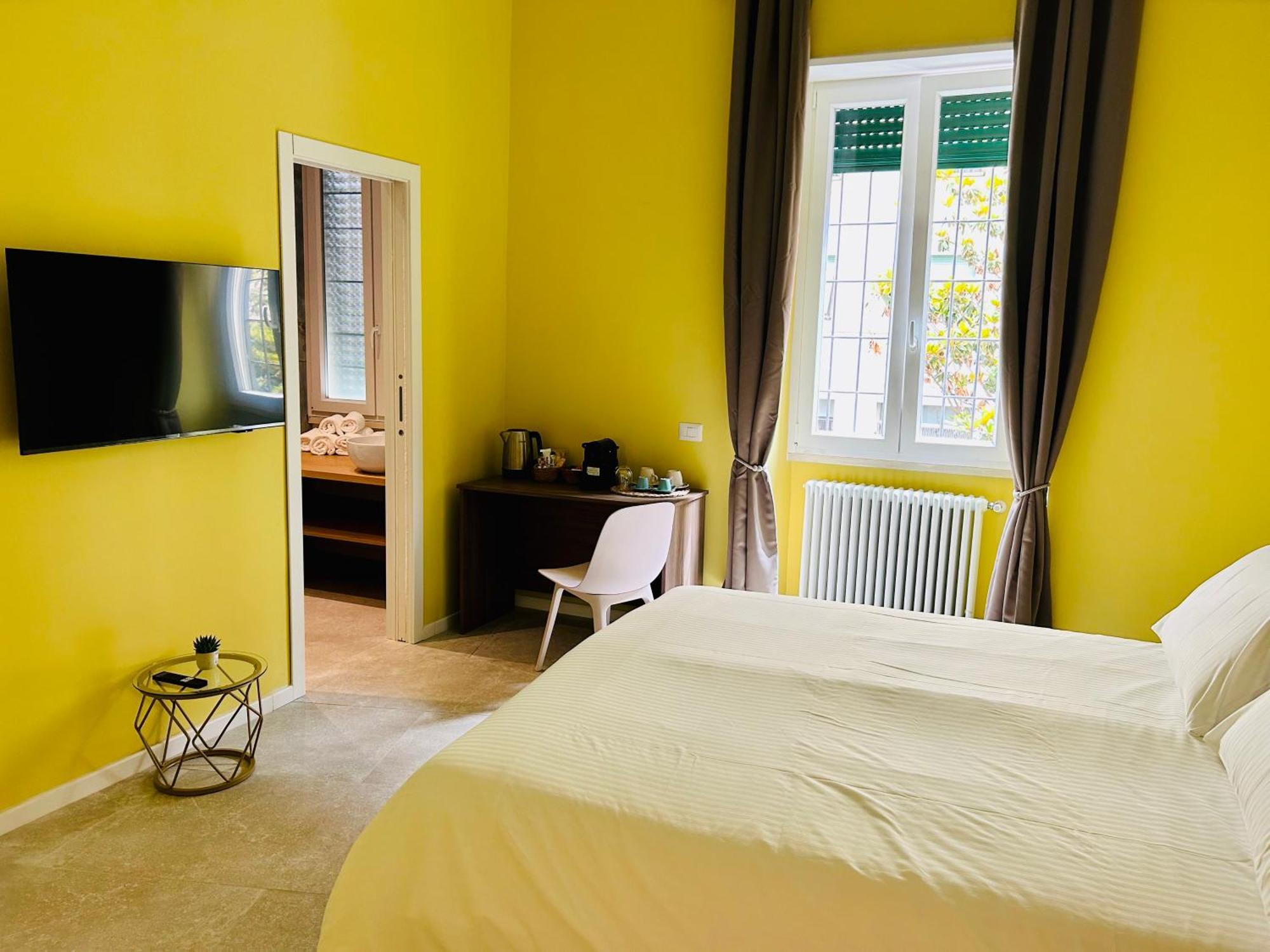 Guest house Aura *