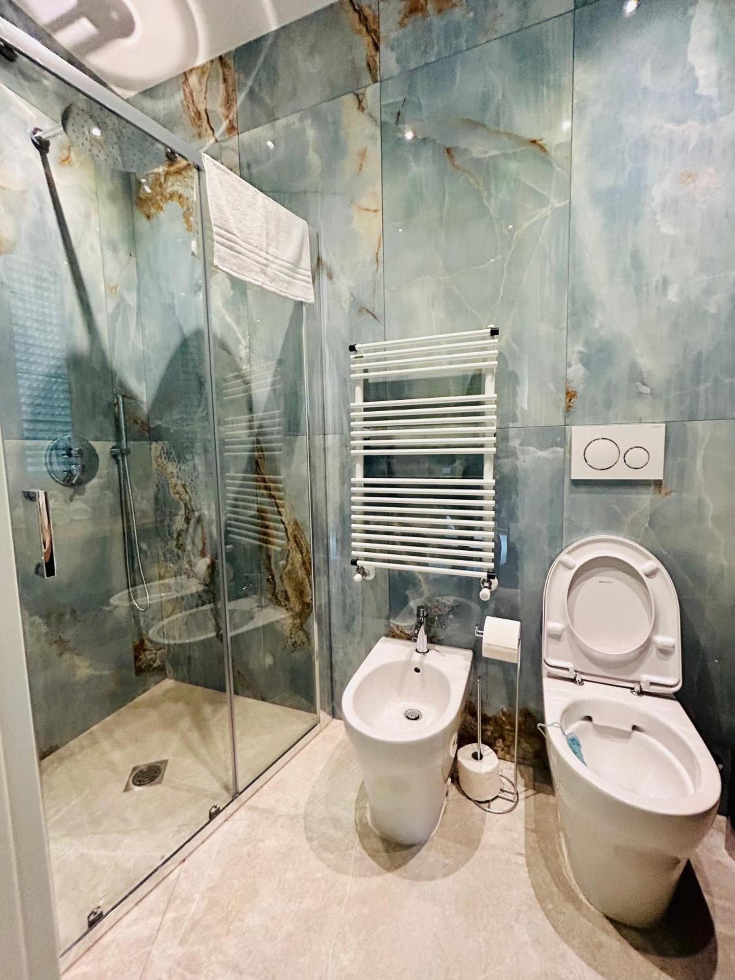 Aura Guest house